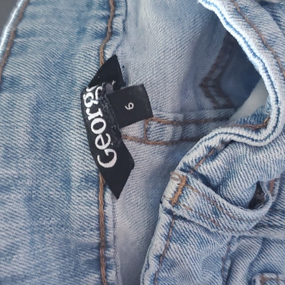These Jeans are by geogre in size 6 - Picture 2 of 2